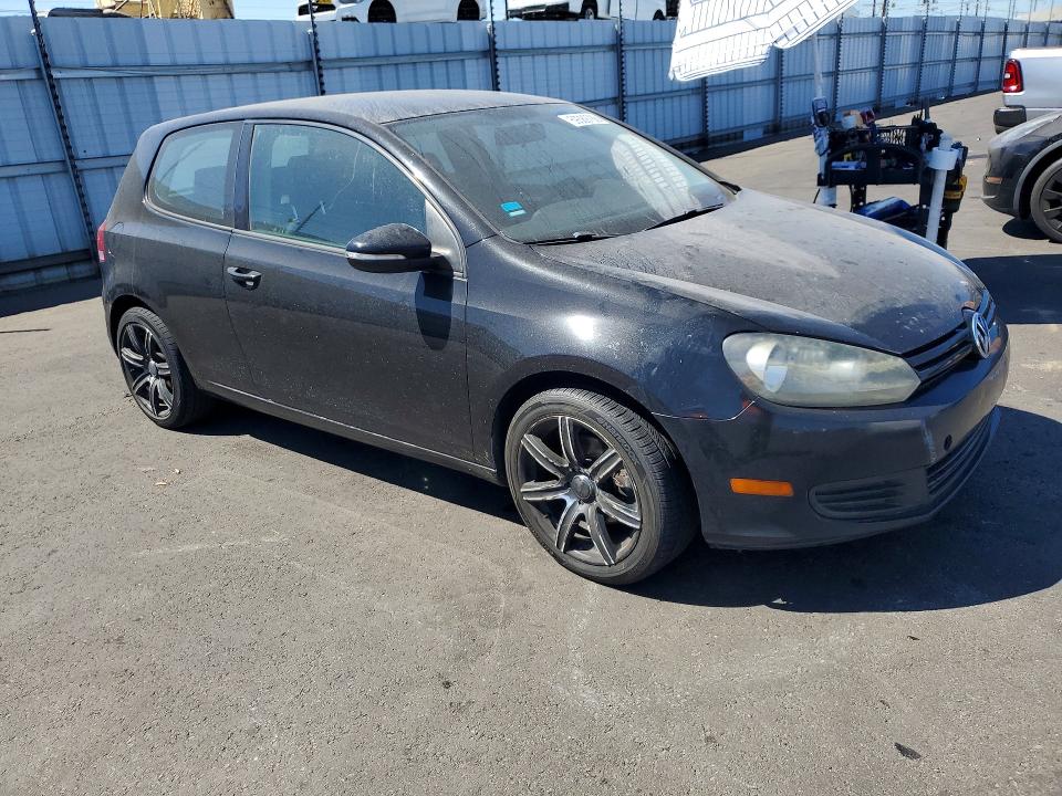 59389786 :رقم المزاد ، WVWAB7AJ9BW172901 vin ، 2011 Volkswagen Golf مزاد بيع