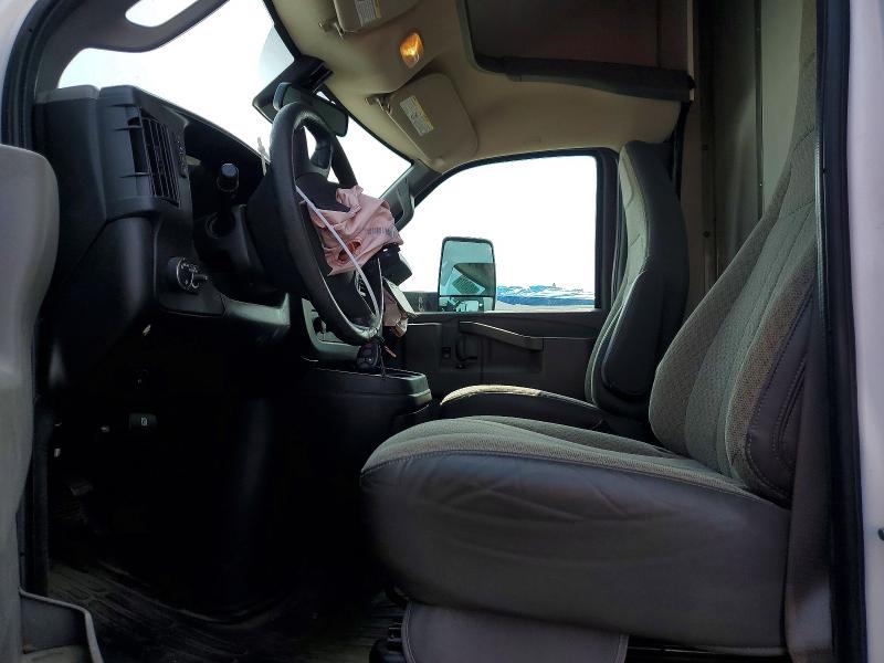 61188406 :رقم المزاد ، 1GB0GSF75M1310743 vin ، 2021 Chevrolet Express G3500 مزاد بيع