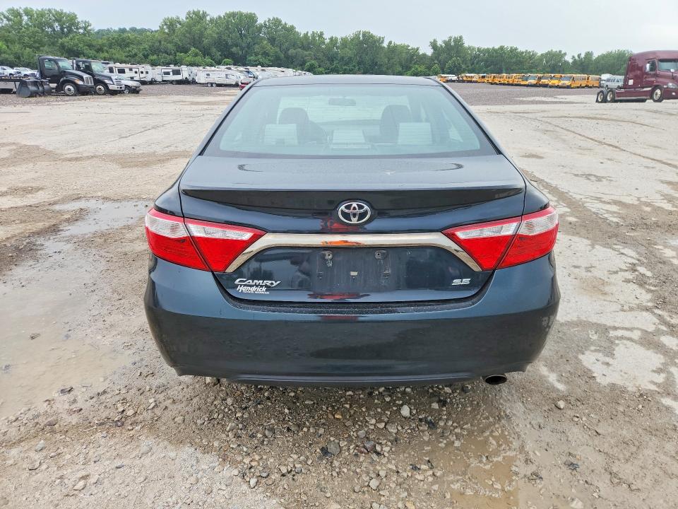 63397396 :رقم المزاد ، 4T1BF1FK9GU540581 vin ، 2016 Toyota Camry مزاد بيع