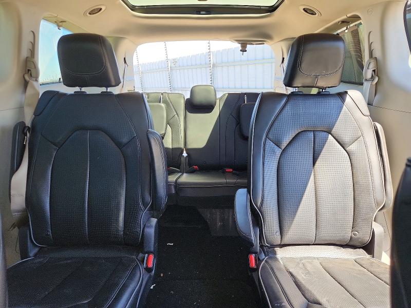 61428966 :رقم المزاد ، 2C4RC1GG3KR721977 vin ، 2019 Chrysler Pacifica مزاد بيع
