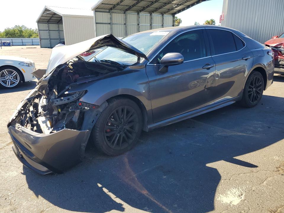 2021 Toyota Camry მანქანა იყიდება აუქციონზე, vin: 4T1G11AK3MU513447, აუქციონის ნომერი: 60682406