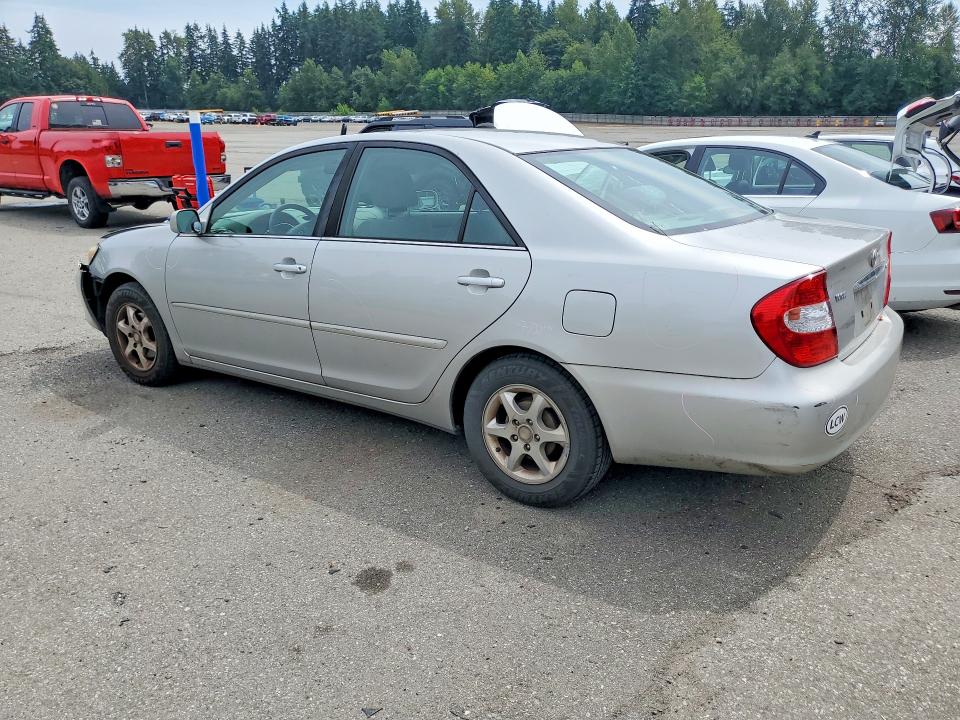 61794216 :رقم المزاد ، 4T1BE30K44U311924 vin ، 2004 Toyota Camry مزاد بيع