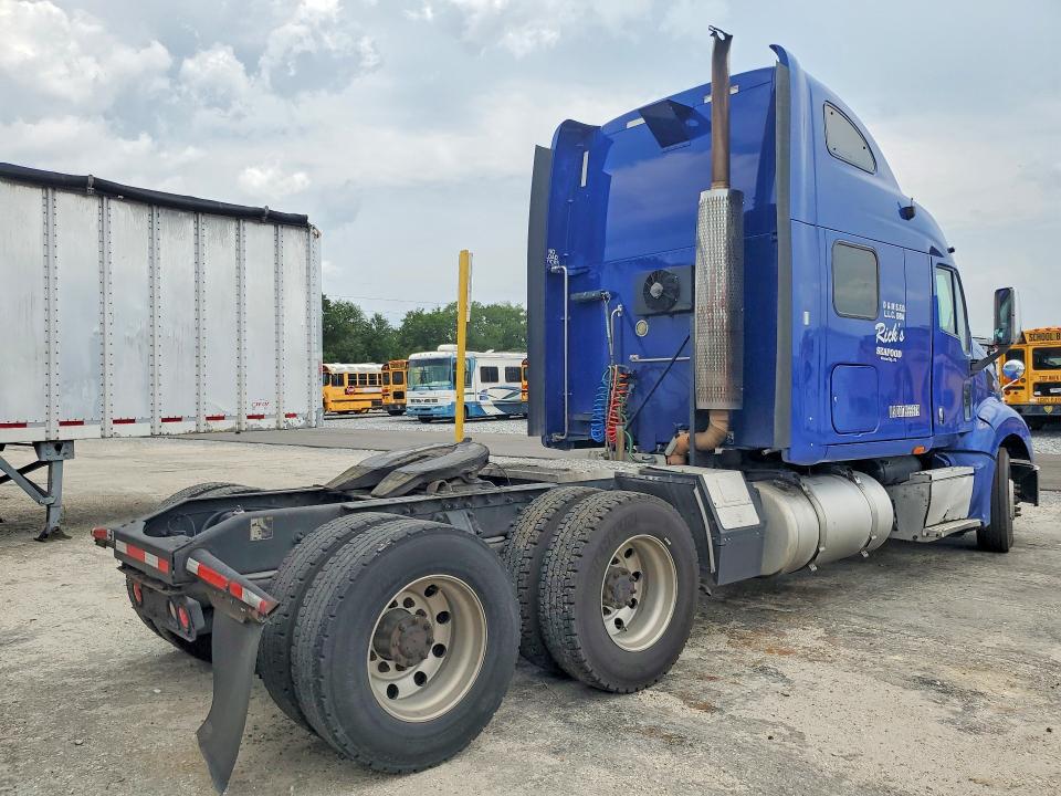 62275136 :رقم المزاد ، 1XP7D49X1BD102377 vin ، 2011 Peterbilt 387 مزاد بيع