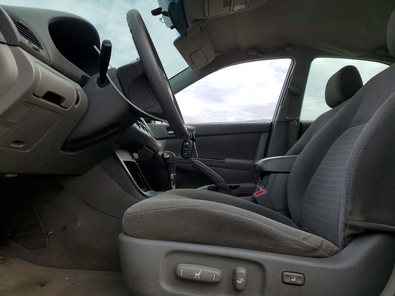 59644606 :رقم المزاد ، 4T1BE32K45U551408 vin ، 2005 Toyota Camry مزاد بيع