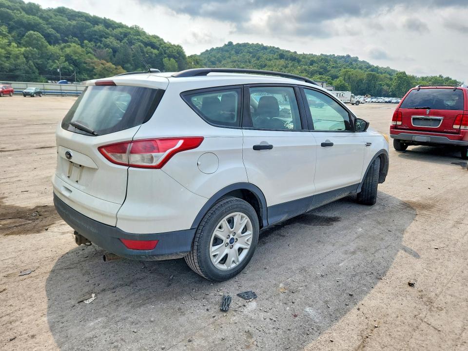 Продаж на аукціоні авто 2015 Ford Escape, vin: 1FMCU0F7XFUB47042, номер лоту: 62495076
