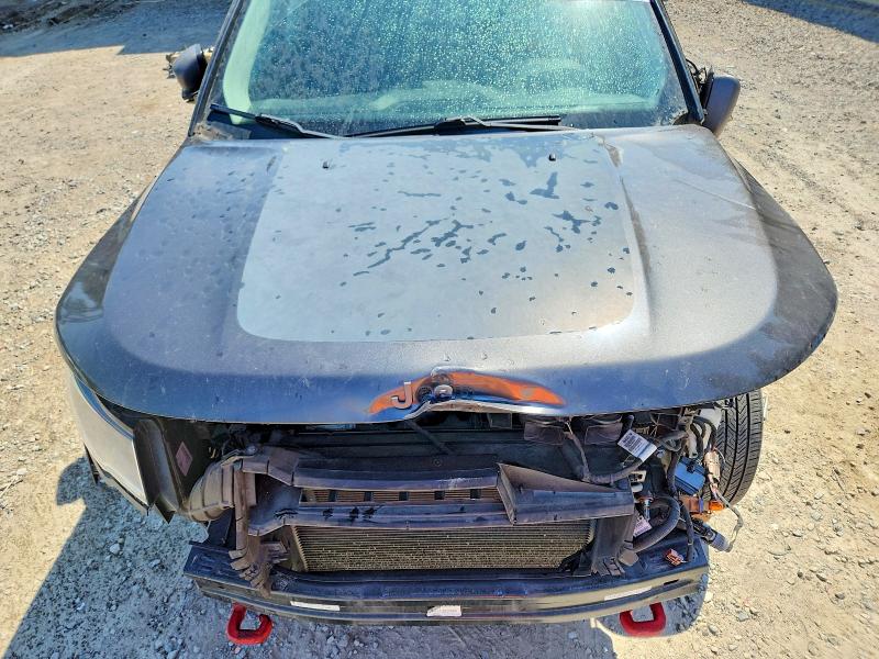 59674836 :رقم المزاد ، 3C4NJDDB7KT825500 vin ، 2019 Jeep Compass مزاد بيع