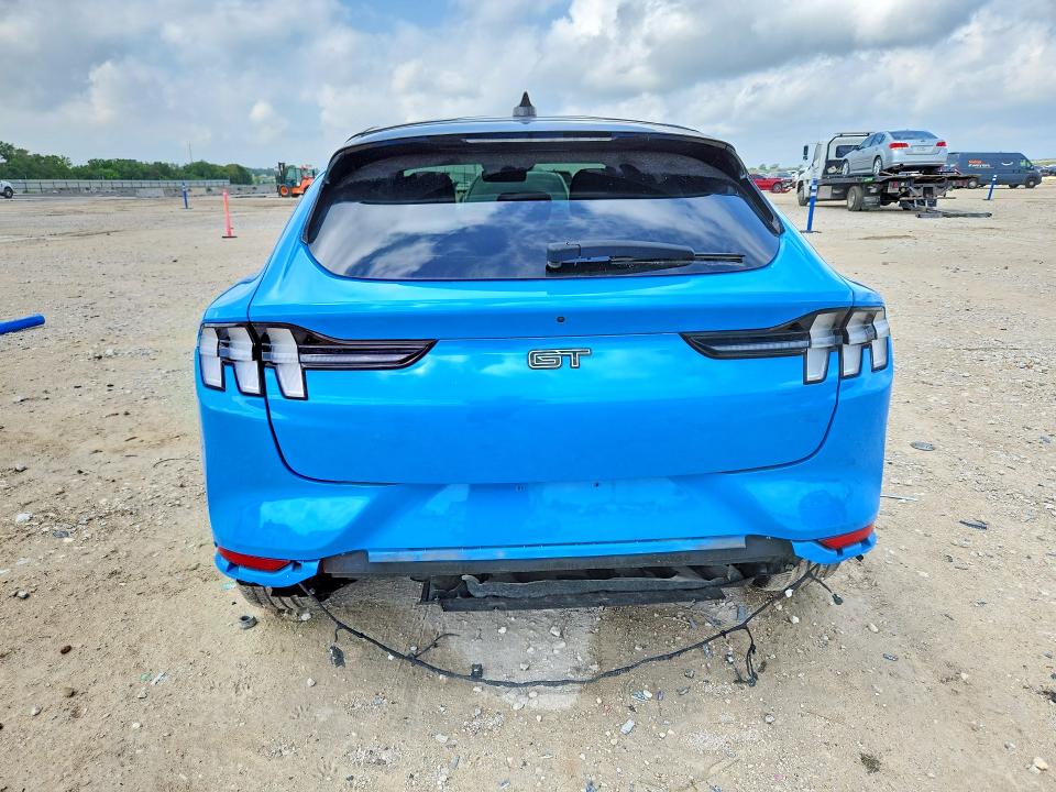 2022 Ford Mustang Mach-e მანქანა იყიდება აუქციონზე, vin: 3FMTK4SX0NMA19477, აუქციონის ნომერი: 62270646