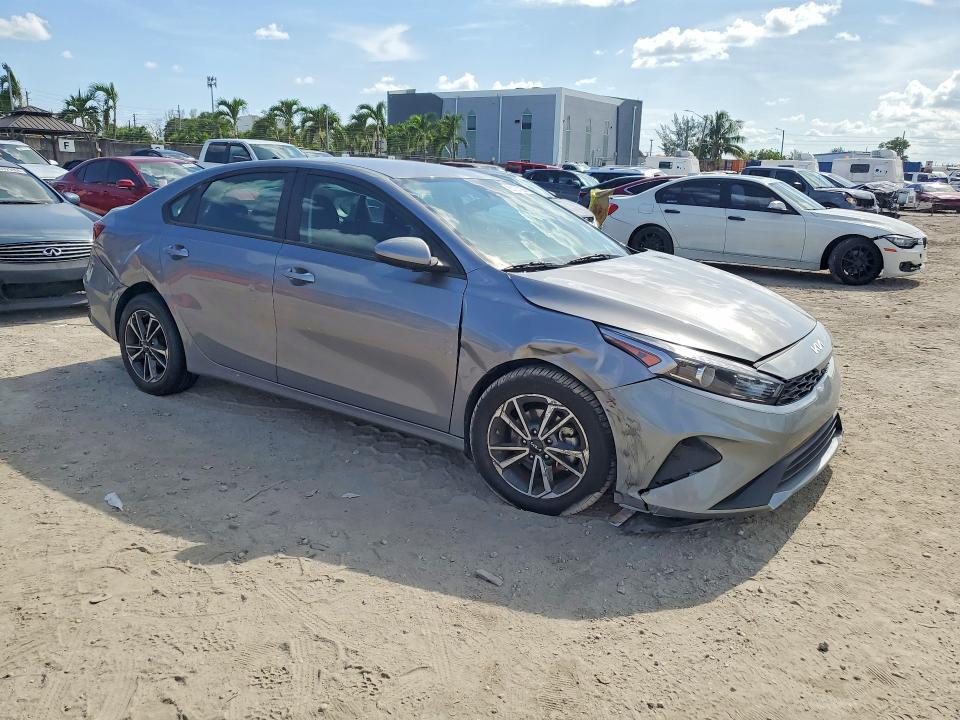 63037256 :رقم المزاد ، 3KPF24AD9PE669026 vin ، 2023 Kia Forte مزاد بيع
