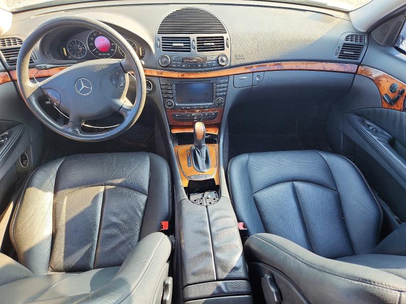 60416056 :رقم المزاد ، WDBUF70J74A400363 vin ، 2004 Mercedes-benz E مزاد بيع