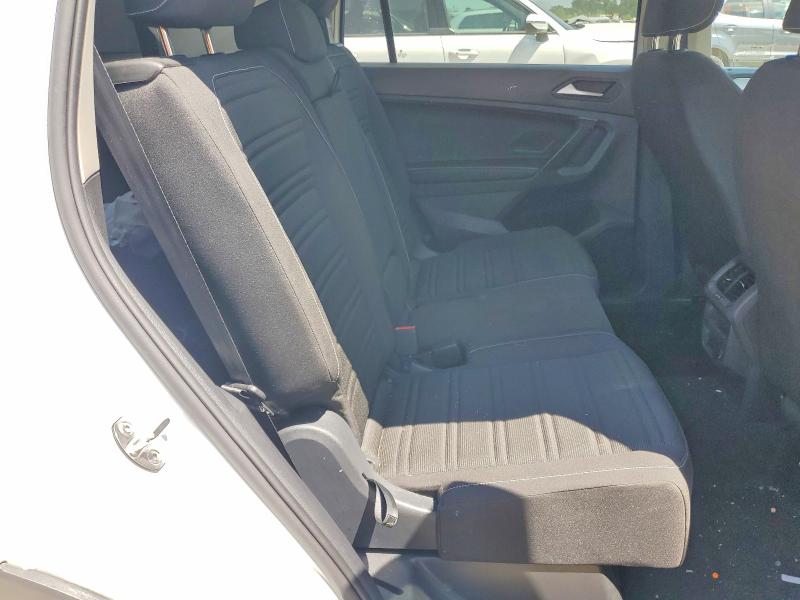 60274896 :رقم المزاد ، 3VVRB7AX5RM171098 vin ، 2024 Volkswagen Tiguan مزاد بيع