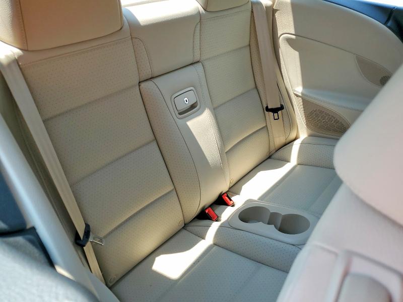 63055866 :رقم المزاد ، WVWBW8AH7EV000498 vin ، 2014 Volkswagen Eos مزاد بيع