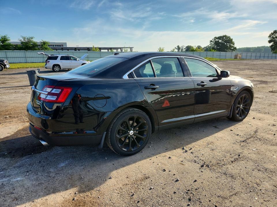 Продажа на аукционе авто 2013 Ford Taurus, vin: 1FAHP2F82DG135829, номер лота: 61053066