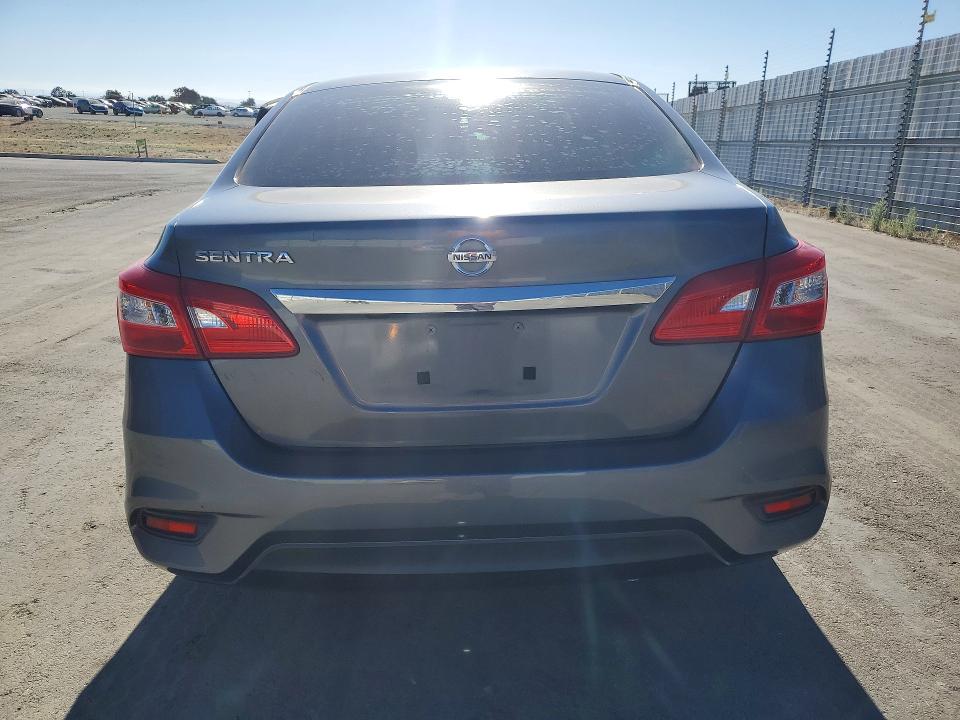 2018 Nissan Sentra მანქანა იყიდება აუქციონზე, vin: 3N1AB7AP3JY325822, აუქციონის ნომერი: 60024296