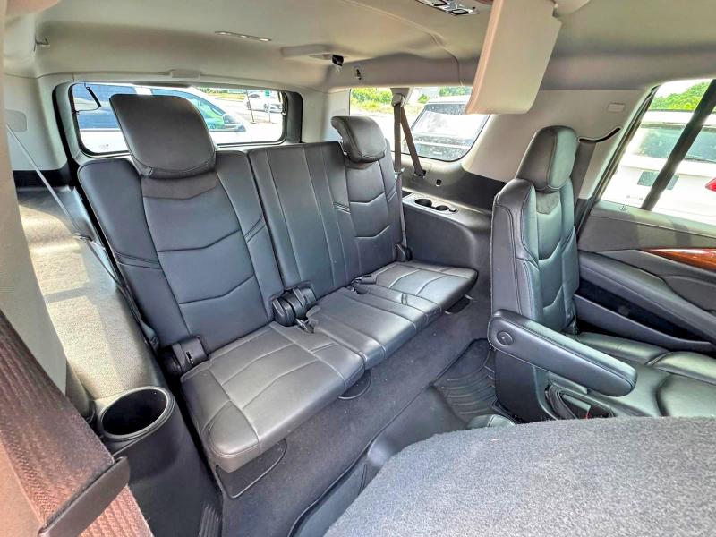 60150716 :رقم المزاد ، 1GYS4JKJXKR332853 vin ، 2019 Cadillac Escalade مزاد بيع