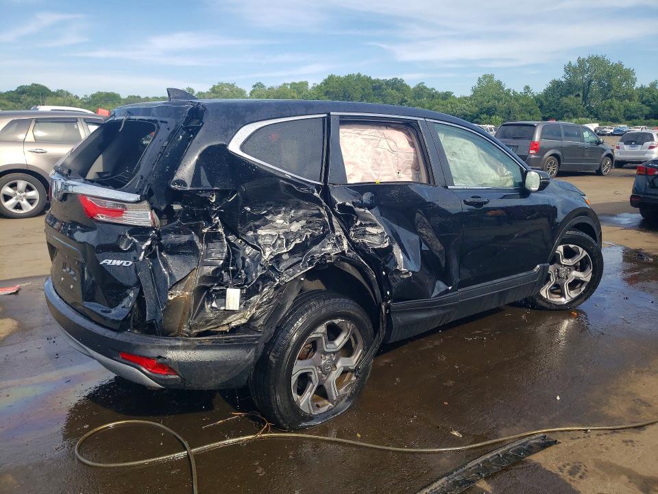 61704786 :رقم المزاد ، 7FARW2H5XJE039204 vin ، 2018 Honda Cr-v مزاد بيع