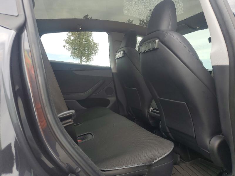 59745516 :رقم المزاد ، 7SAYGDED4TF370345 vin ، 2026 Tesla Model Y مزاد بيع