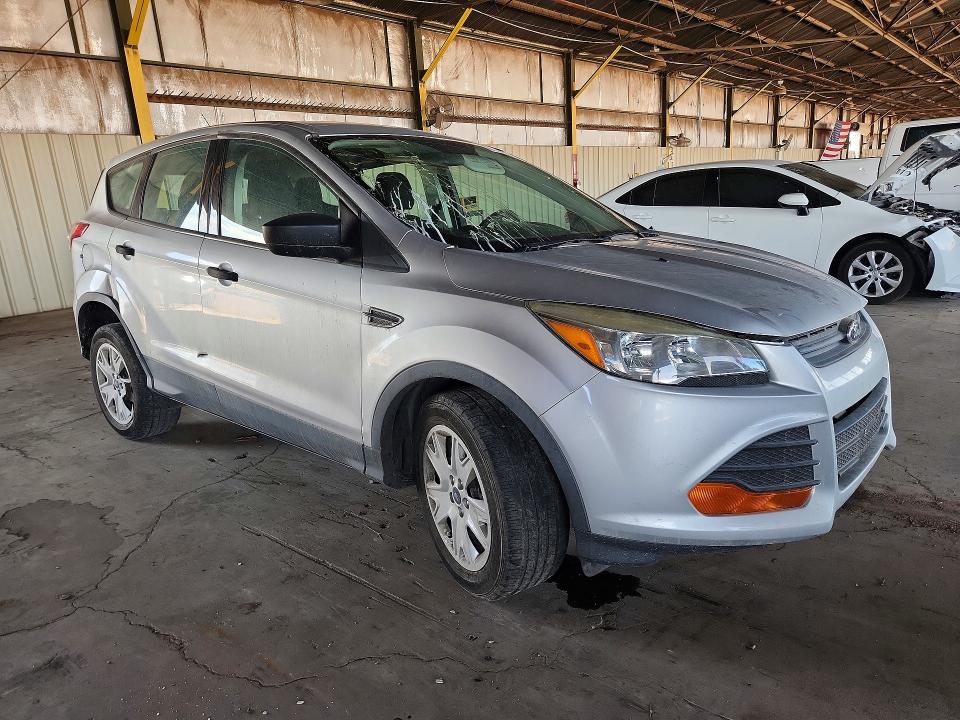 61125926 :رقم المزاد ، 1FMCU0F70FUC80201 vin ، 2015 Ford Escape مزاد بيع