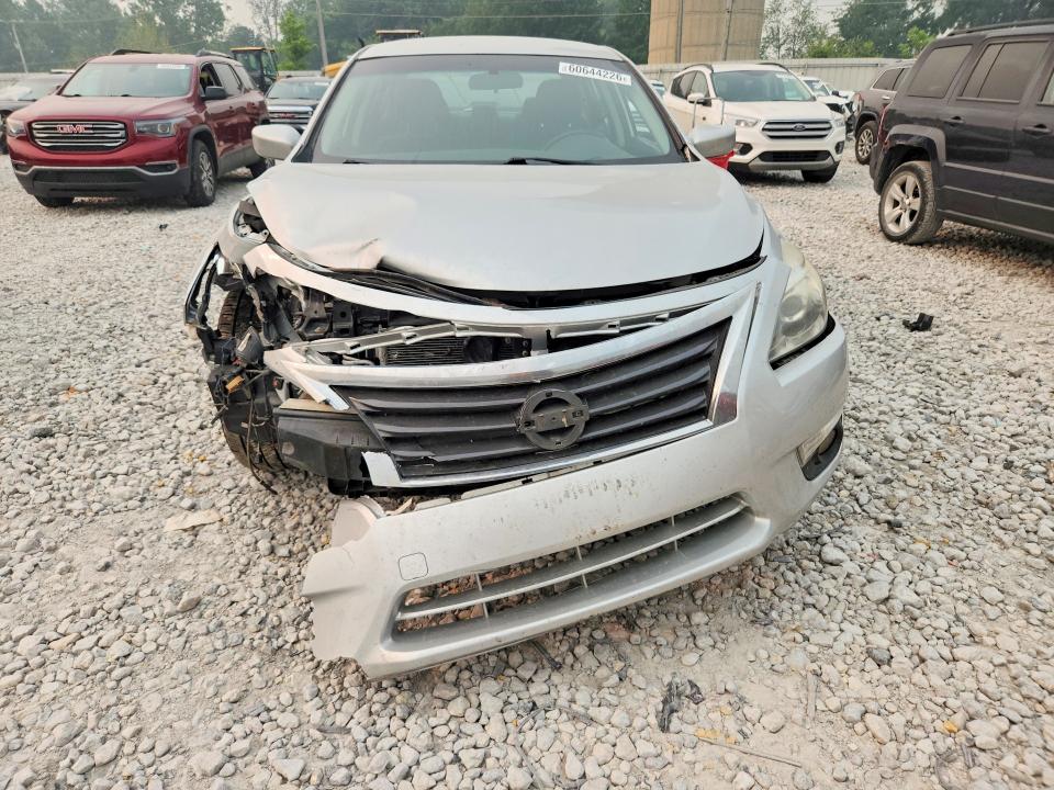 60644226 :رقم المزاد ، 1N4AL3AP3FC585629 vin ، 2015 Nissan Altima مزاد بيع