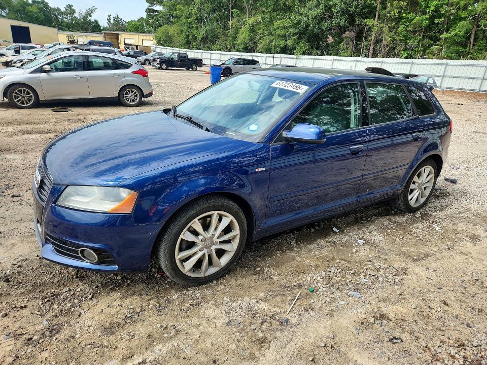 61723456 :رقم المزاد ، WAUBEAFM7CA104250 vin ، 2012 Audi A3 مزاد بيع