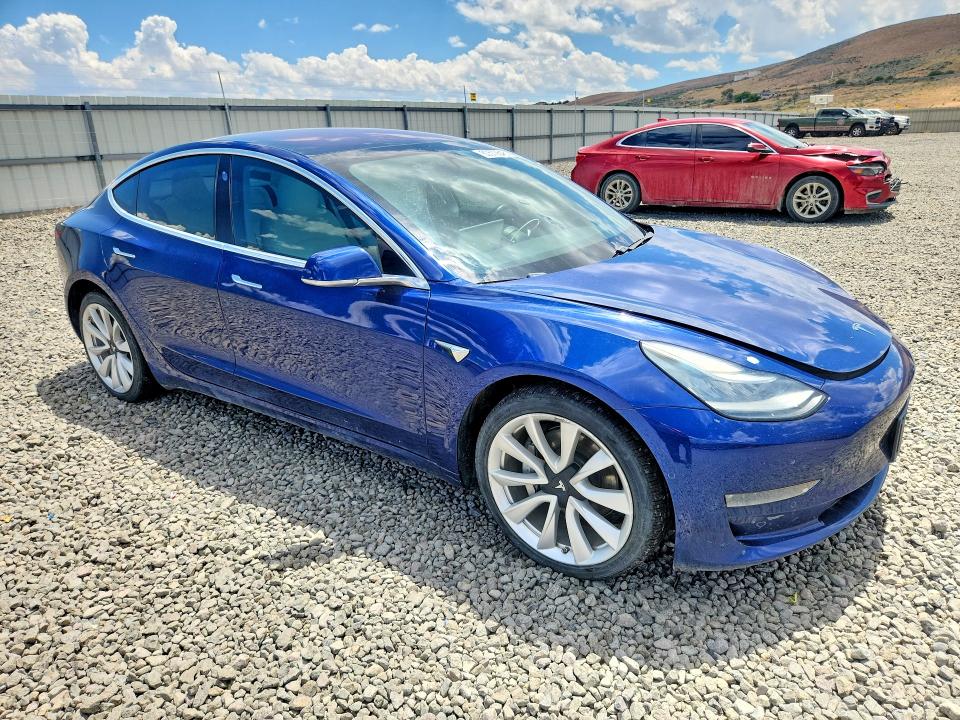 Продаж на аукціоні авто 2018 Tesla Model 3, vin: 5YJ3E1EB1JF147753, номер лоту: 60572646
