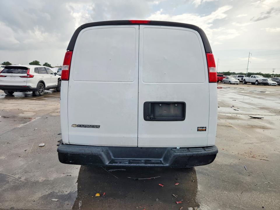 2021 Chevrolet Express G2500 მანქანა იყიდება აუქციონზე, vin: 1GCWGAFP2M1162809, აუქციონის ნომერი: 60711806