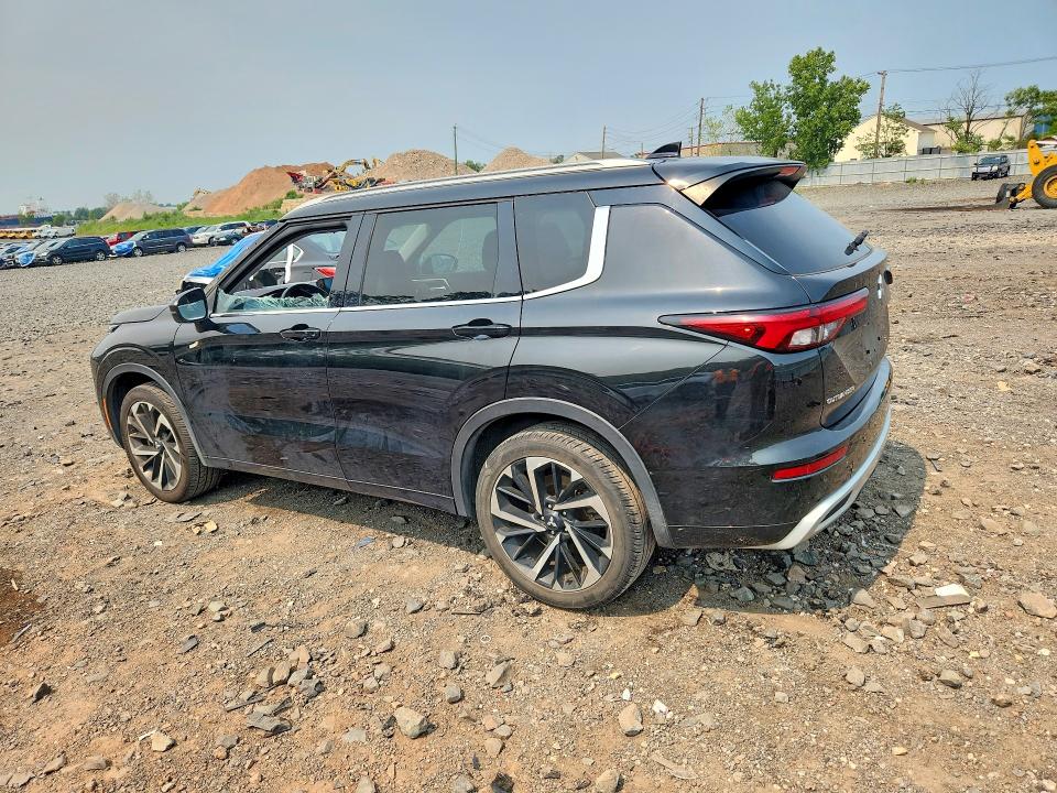 Продаж на аукціоні авто 2022 Mitsubishi Outlander, vin: JA4J3VA82NZ083330, номер лоту: 61242746