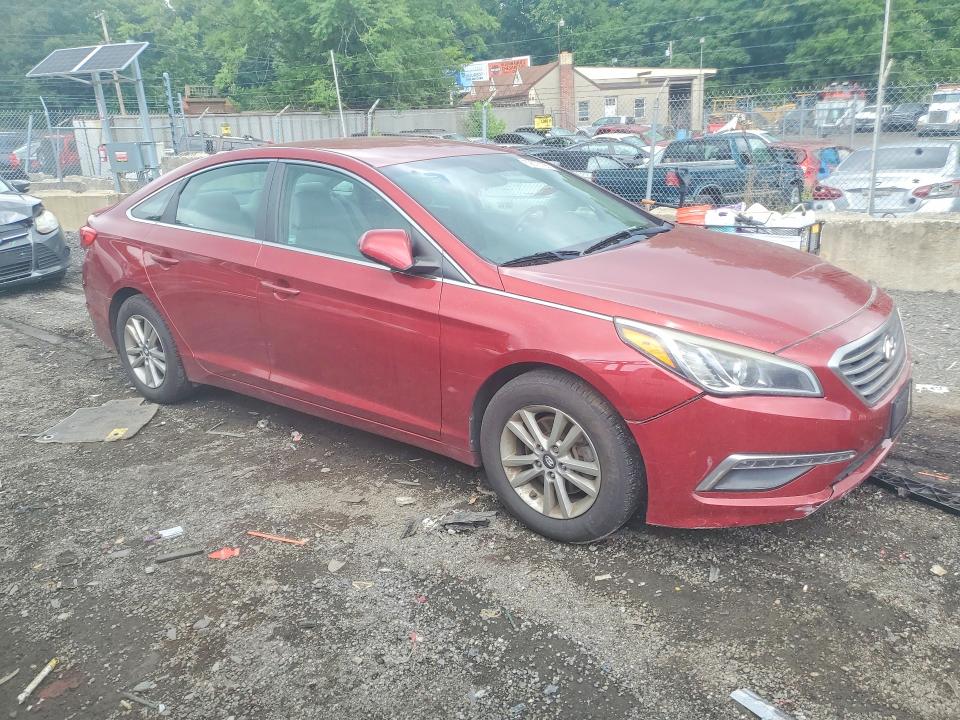 59870196 :رقم المزاد ، 5NPE24AF9FH143499 vin ، 2015 Hyundai Sonata مزاد بيع