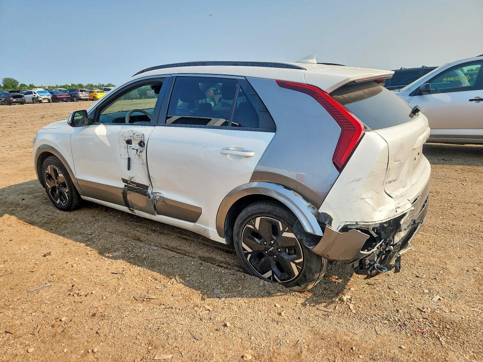 2023 Kia Niro მანქანა იყიდება აუქციონზე, vin: KNDCT3L13P5013865, აუქციონის ნომერი: 62800116