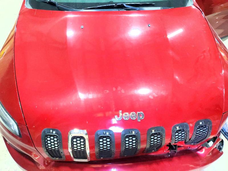 62666416 :رقم المزاد ، 1C4PJMCB3FW715358 vin ، 2015 Jeep Cherokee مزاد بيع