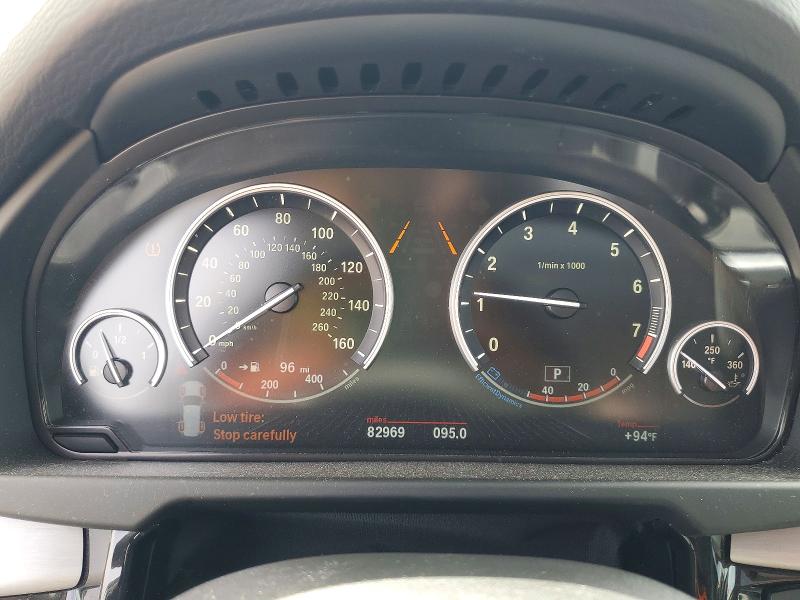 60567396 :رقم المزاد ، 5UXKR0C58F0K70042 vin ، 2015 Bmw X5 مزاد بيع