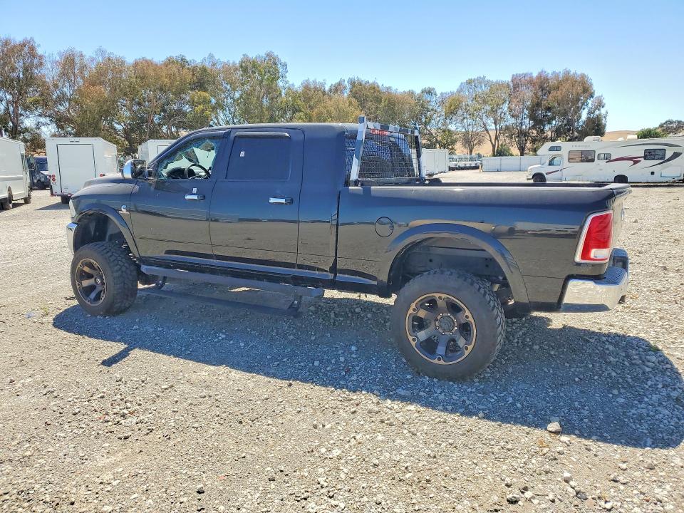 46541345 :رقم المزاد ، 3C63R3ML0JG384956 vin ، 2018 Ram 3500 مزاد بيع