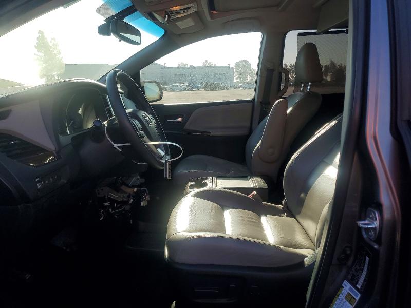 59399136 :رقم المزاد ، 5TDYK3DC5FS682396 vin ، 2015 Toyota Sienna مزاد بيع