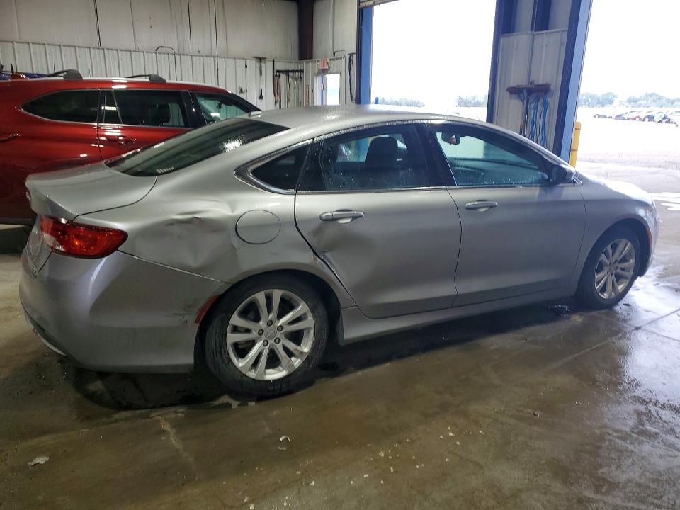62628596 :رقم المزاد ، 1C3CCCAB7FN680937 vin ، 2015 Chrysler 200 مزاد بيع