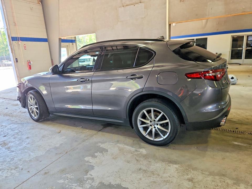Продаж на аукціоні авто 2018 Alfa Romeo Stelvio, vin: ZASFAKPN5J7B68561, номер лоту: 60764156