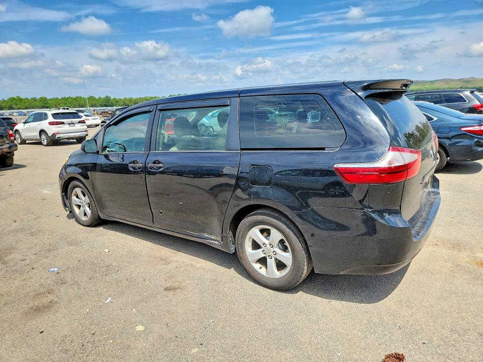 60670576 :رقم المزاد ، 5TDZZ3DC7HS836738 vin ، 2017 Toyota Sienna مزاد بيع