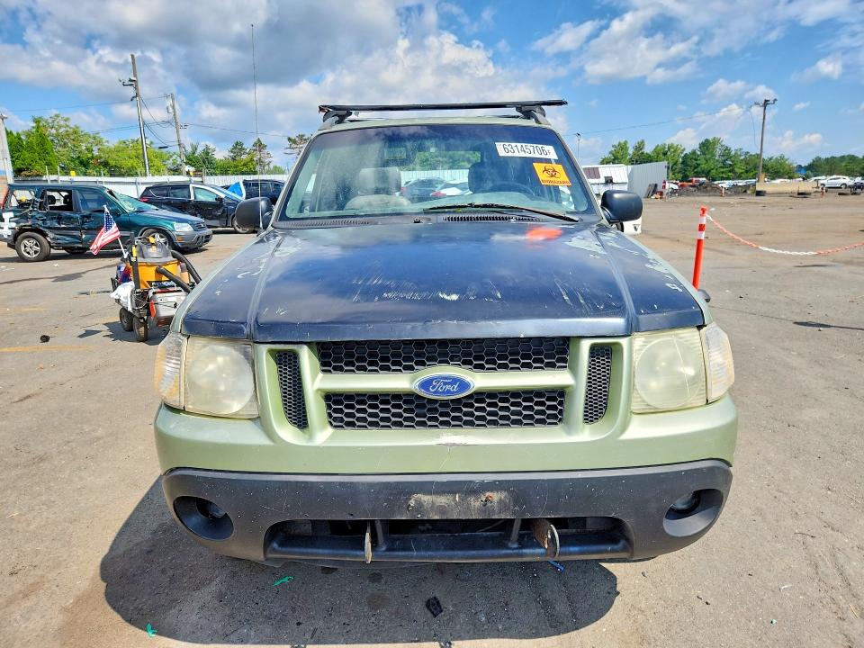 63145706 :رقم المزاد ، 1FMZU77E12UC47377 vin ، 2002 Ford Explorer Sport Trac مزاد بيع