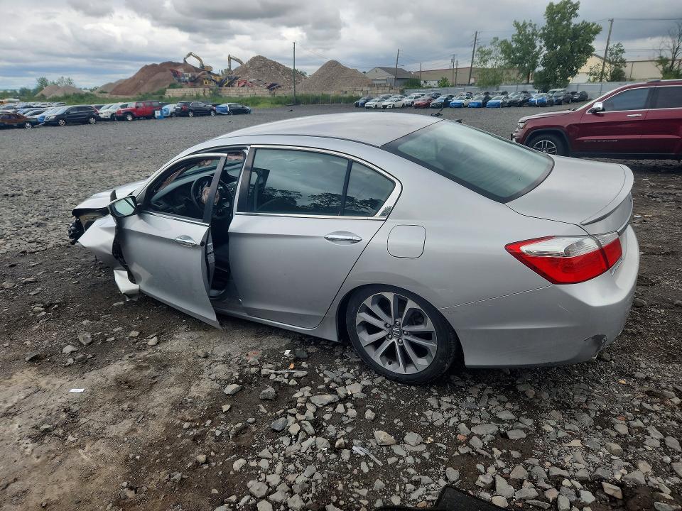 Продаж на аукціоні авто 2015 Honda Accord, vin: 1HGCR2F53FA151274, номер лоту: 63134096