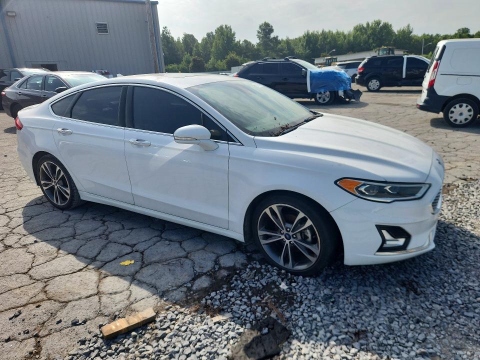2020 Ford Fusion მანქანა იყიდება აუქციონზე, vin: 3FA6P0D91LR151941, აუქციონის ნომერი: 61785386