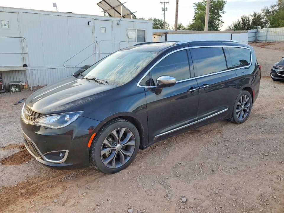 Продажа на аукционе авто 2017 Chrysler Pacifica, vin: 2C4RC1GG7HR665132, номер лота: 62828476