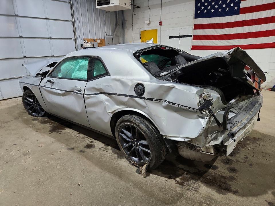 59945016 :رقم المزاد ، 2C3CDZKG1NH246868 vin ، 2022 Dodge Challenger مزاد بيع