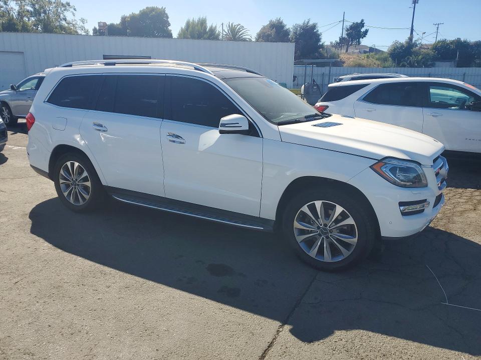 Продажа на аукционе авто 2015 Mercedes-benz Gl, vin: 4JGDF6EE8FA475689, номер лота: 60514906