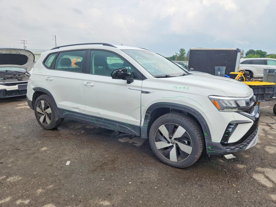 2024 Volkswagen Taos მანქანა იყიდება აუქციონზე, vin: 3VV8X7B2XRM058361, აუქციონის ნომერი: 63033056