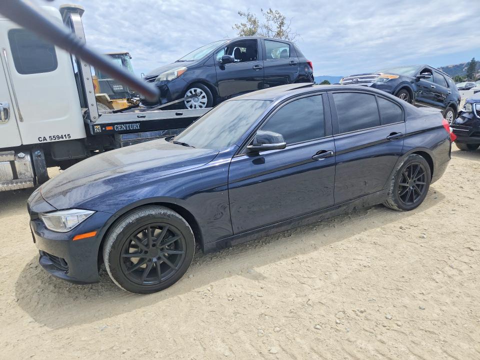2013 Bmw 328 მანქანა იყიდება აუქციონზე, vin: WBA3A5C52DJ461700, აუქციონის ნომერი: 61011766