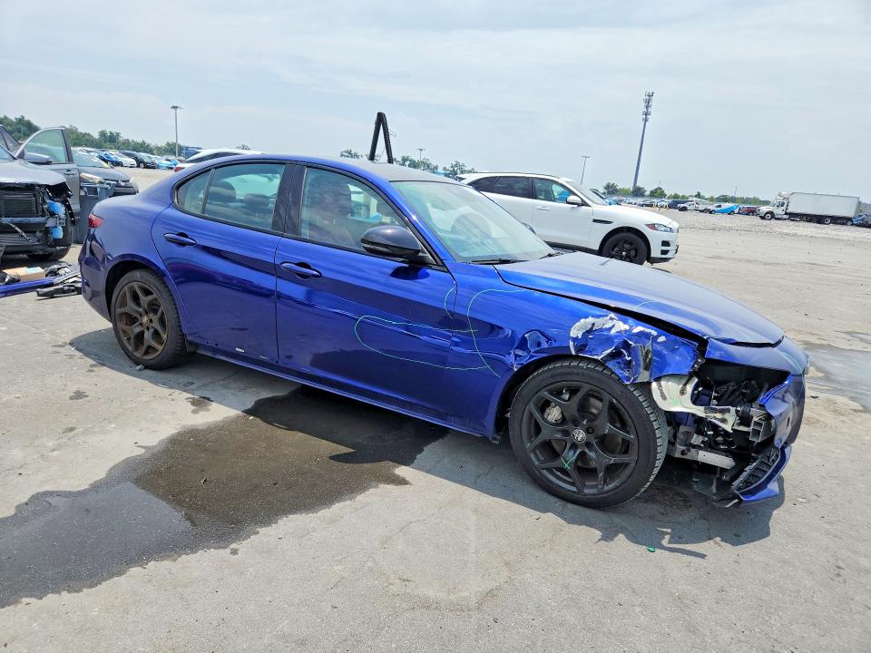 Продаж на аукціоні авто 2021 Alfa Romeo Giulia, vin: ZARFAMAN2M7647530, номер лоту: 61727416