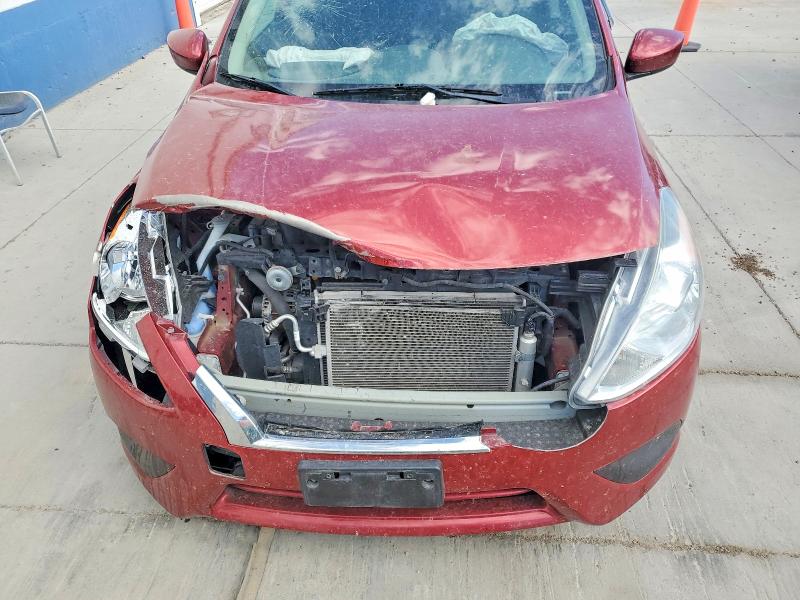 60025346 :رقم المزاد ، 3N1CN7AP8GL916167 vin ، 2016 Nissan Versa مزاد بيع