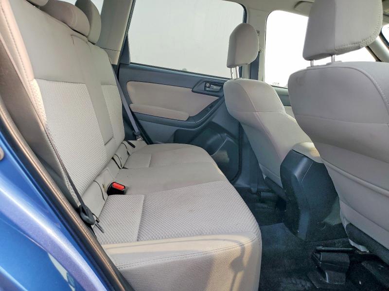 60918756 :رقم المزاد ، JF2SJADC0FH805573 vin ، 2015 Subaru Forester مزاد بيع