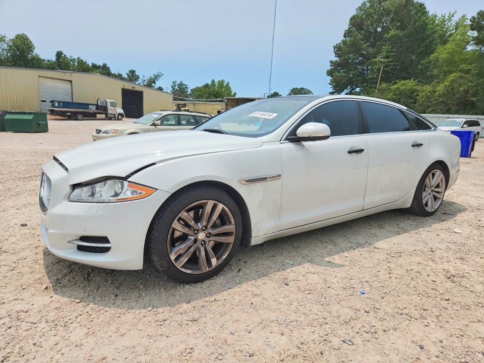 61144416 :رقم المزاد ، SAJWJ2GD8F8V88561 vin ، 2015 Jaguar Xjl مزاد بيع