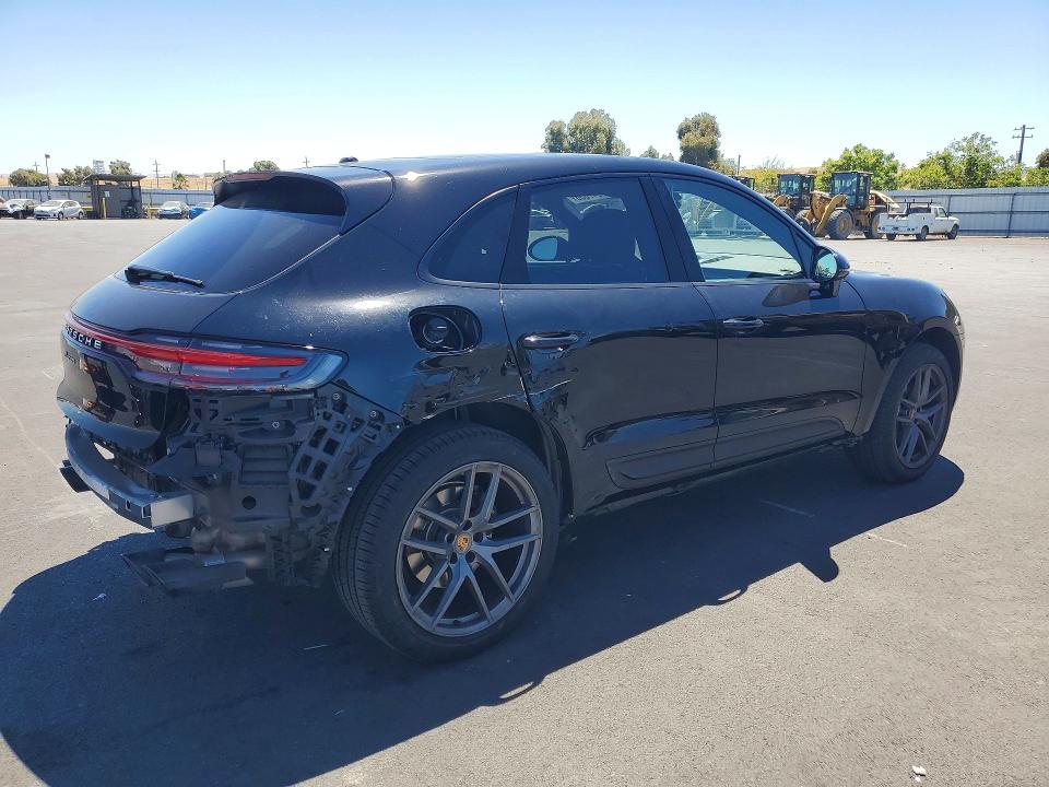63347656 :رقم المزاد ، WP1AA2A54PLB00228 vin ، 2023 Porsche Macan مزاد بيع