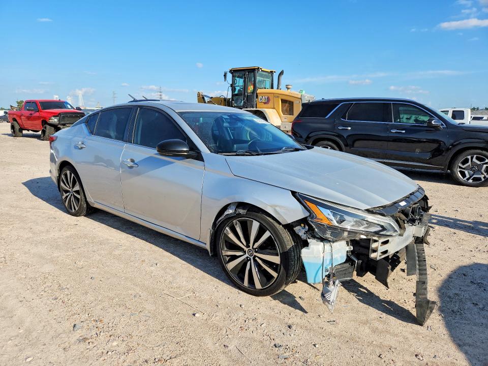 62514536 :رقم المزاد ، 1N4BL4CV9LN309235 vin ، 2020 Nissan Altima مزاد بيع