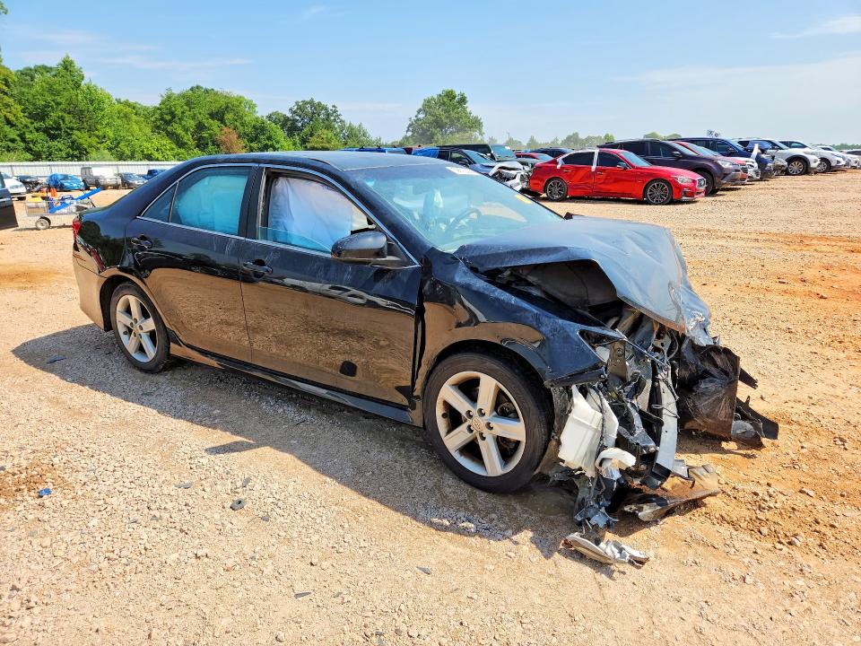 59672806 :رقم المزاد ، 4T1BF1FK9DU241880 vin ، 2013 Toyota Camry مزاد بيع
